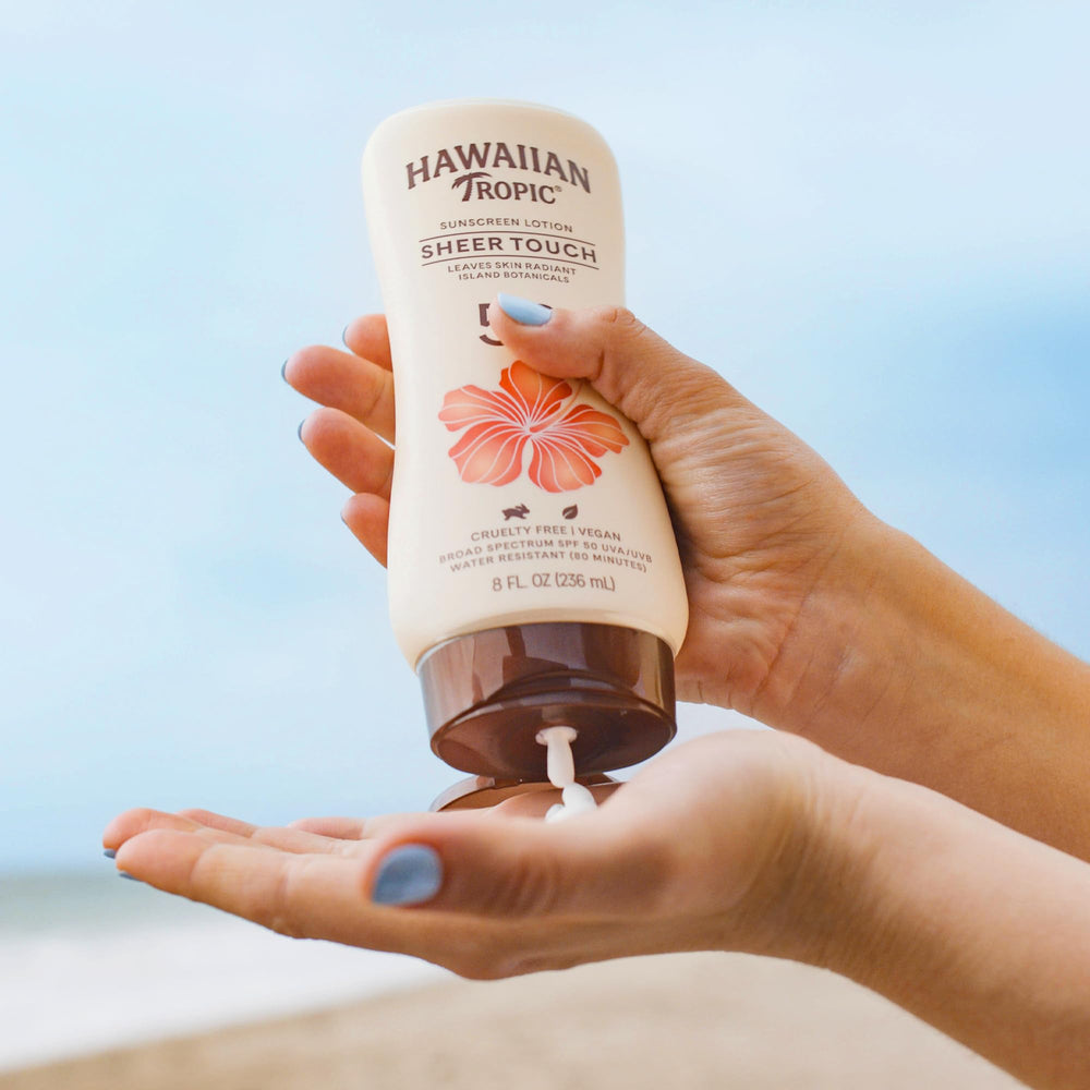 Hawaiian Tropic SPF 15 broad-spectrum badge on packaging