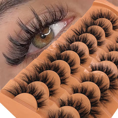 HBZGTLAD soft mink eyelashes with a 3D curve for natural eye depth.