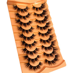 HBZGTLAD winged-end lashes create a lifted, elongated look.