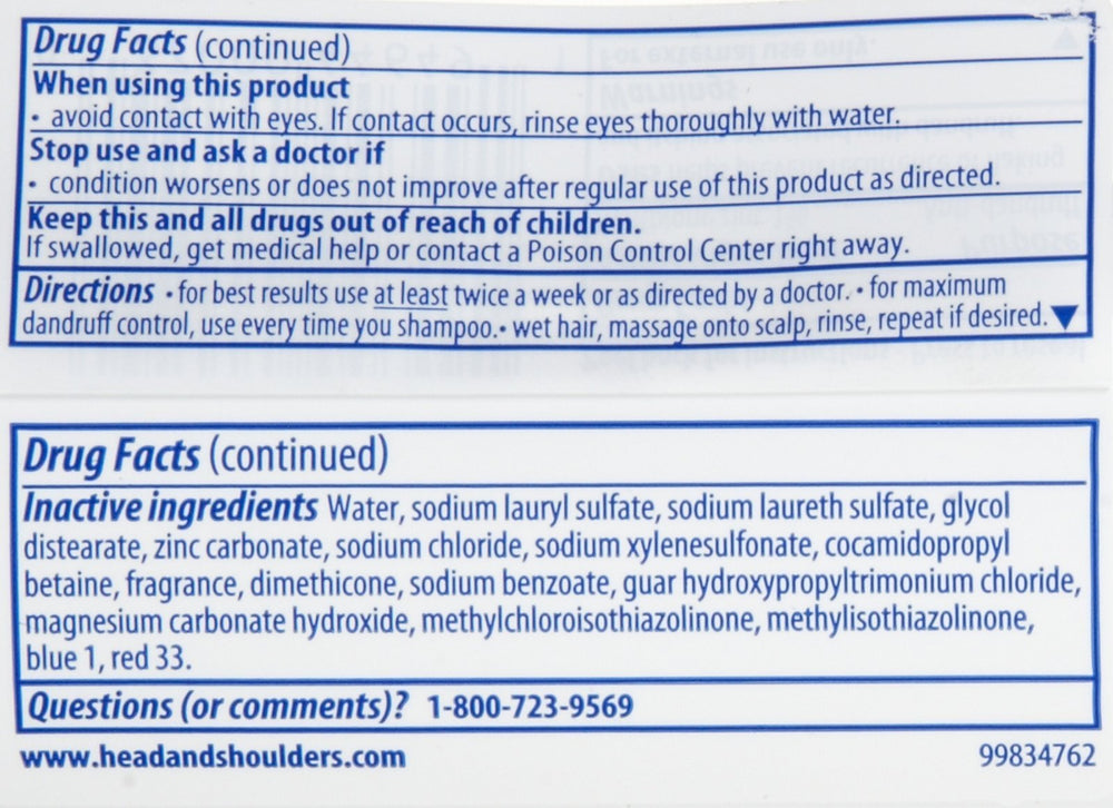 Head & Shoulders Classic Clean retail display box highlights portable dandruff care