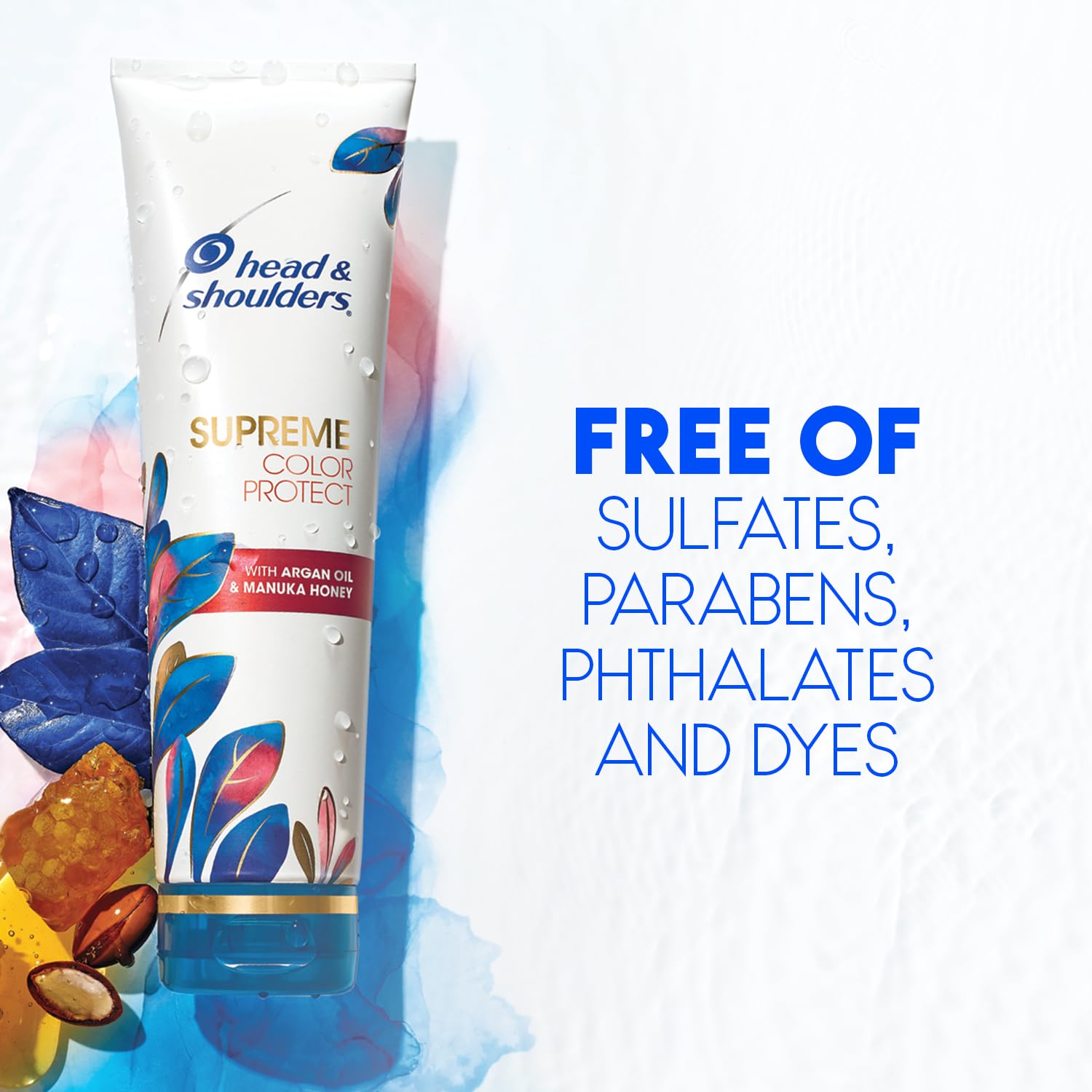 Creamy texture of Head & Shoulders Supreme Color Protect conditioner ready to apply