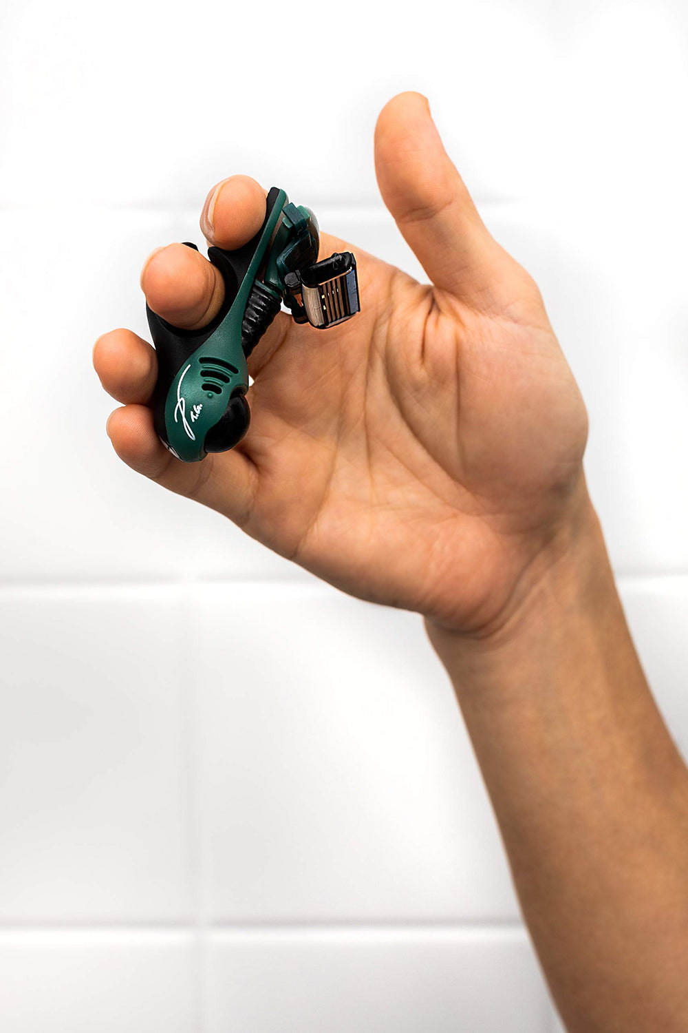 HeadBlade Moto LE Greene limited edition design for exclusive grooming gear.