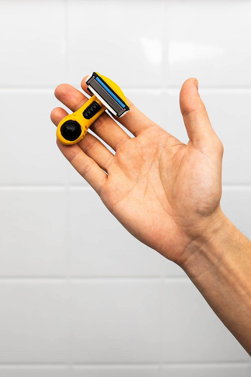 HeadBlade Moto sleek packaging hints at premium grooming quality.