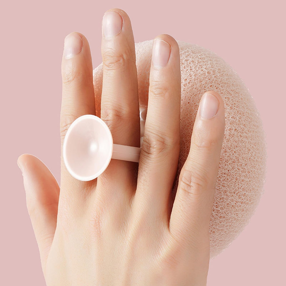 Hekmaden exfoliating sponge enhances daily body care routine.