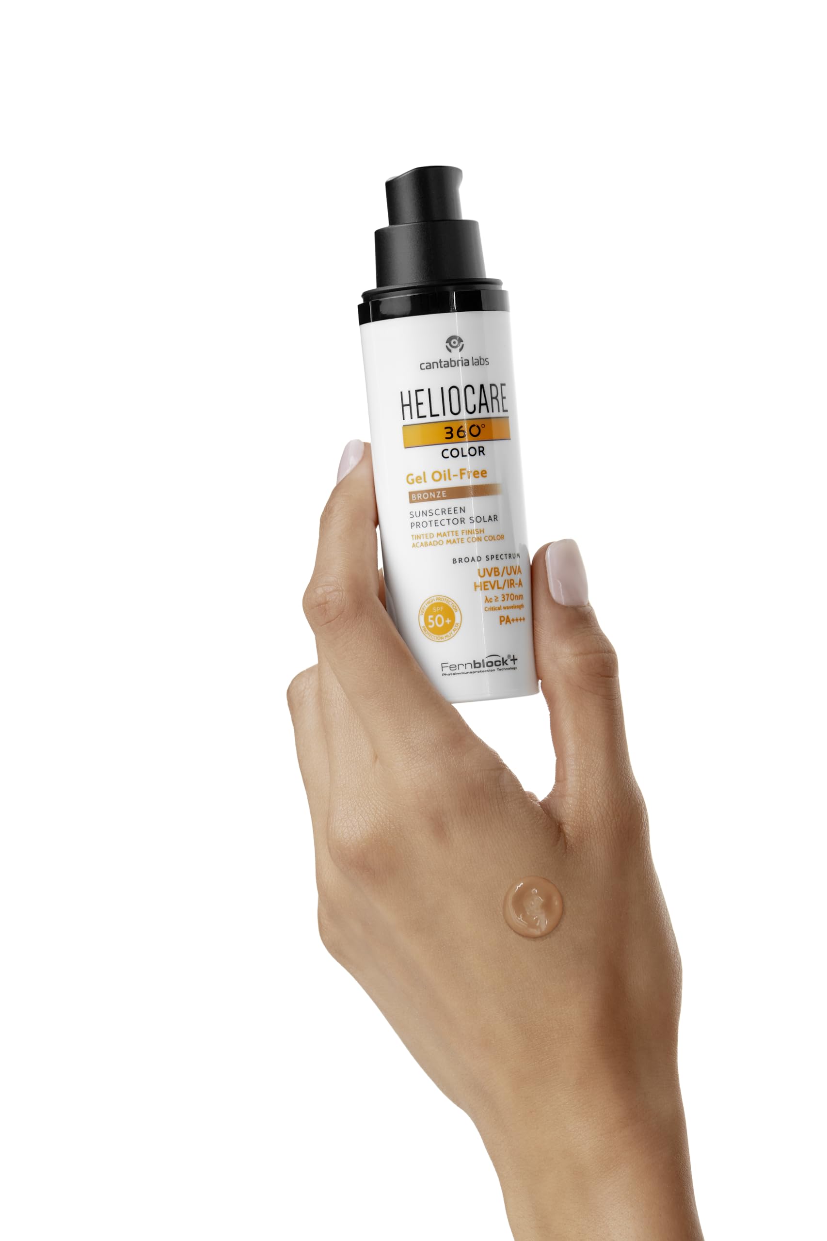 Heliocare 360 Color Gel bronze finish on the hand highlights natural tint and skin-friendly application.