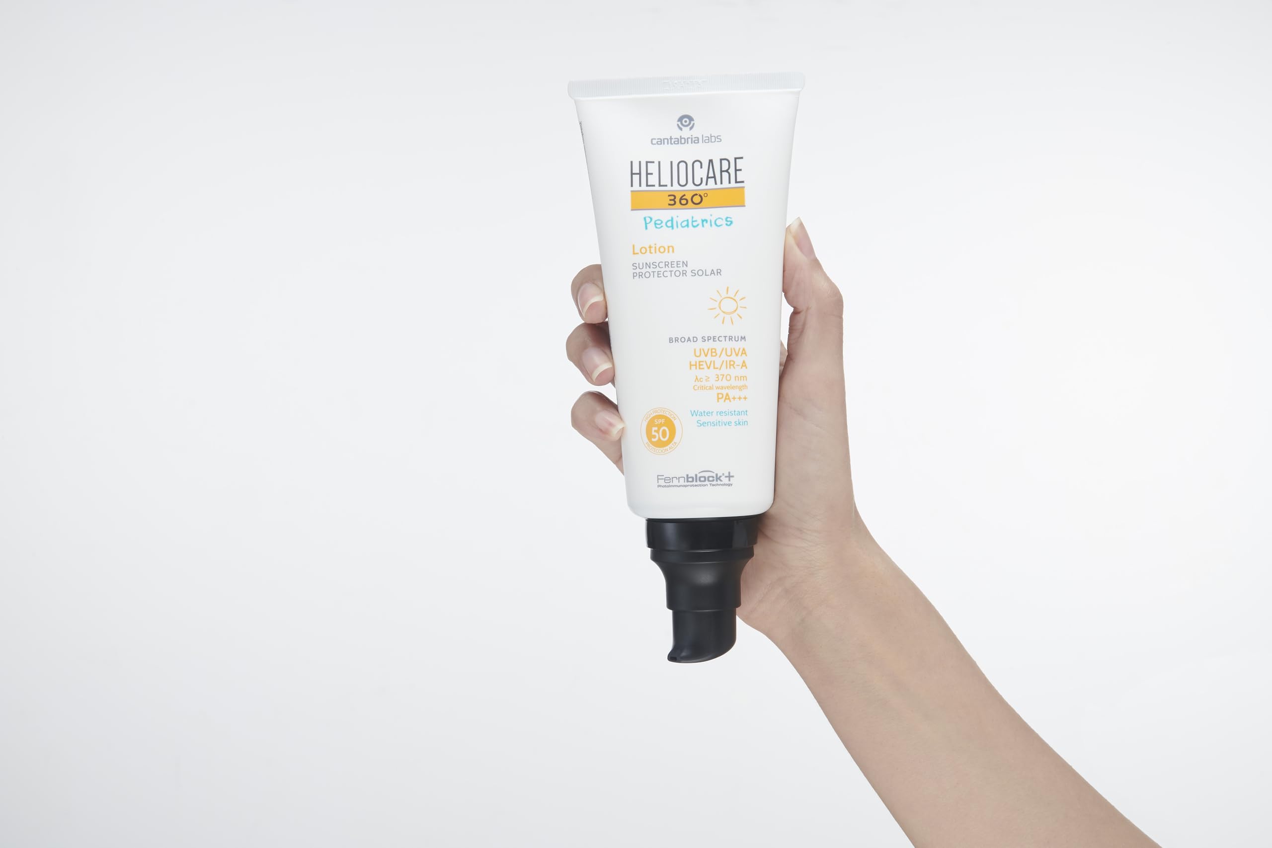 Heliocare 360 Pediatrics Lotion SPF50+ back view with usage guidance