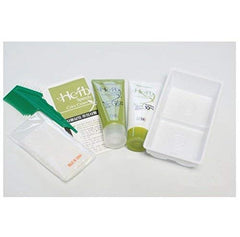 Herb Speedy Color Cream Natural Black swatch illustrating complete gray coverage and vibrancy.