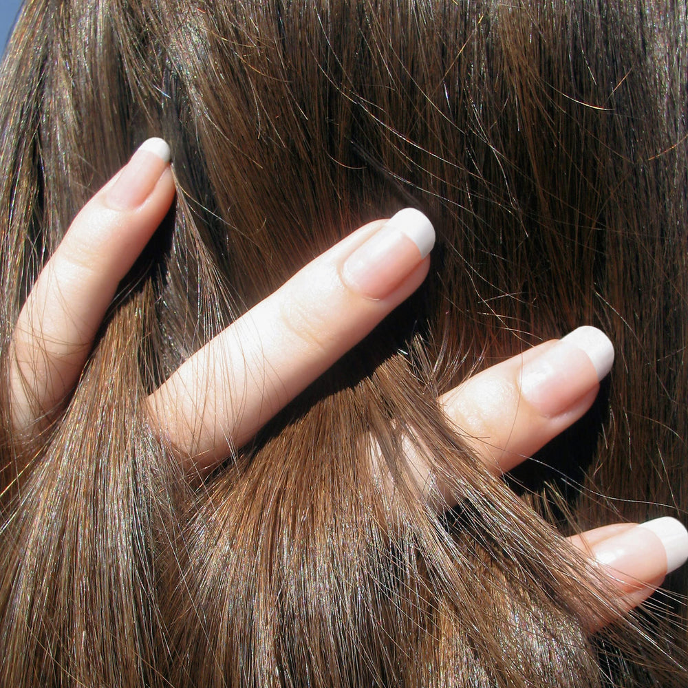 Herbal Essences detangling cream smooth hair closeup on strands