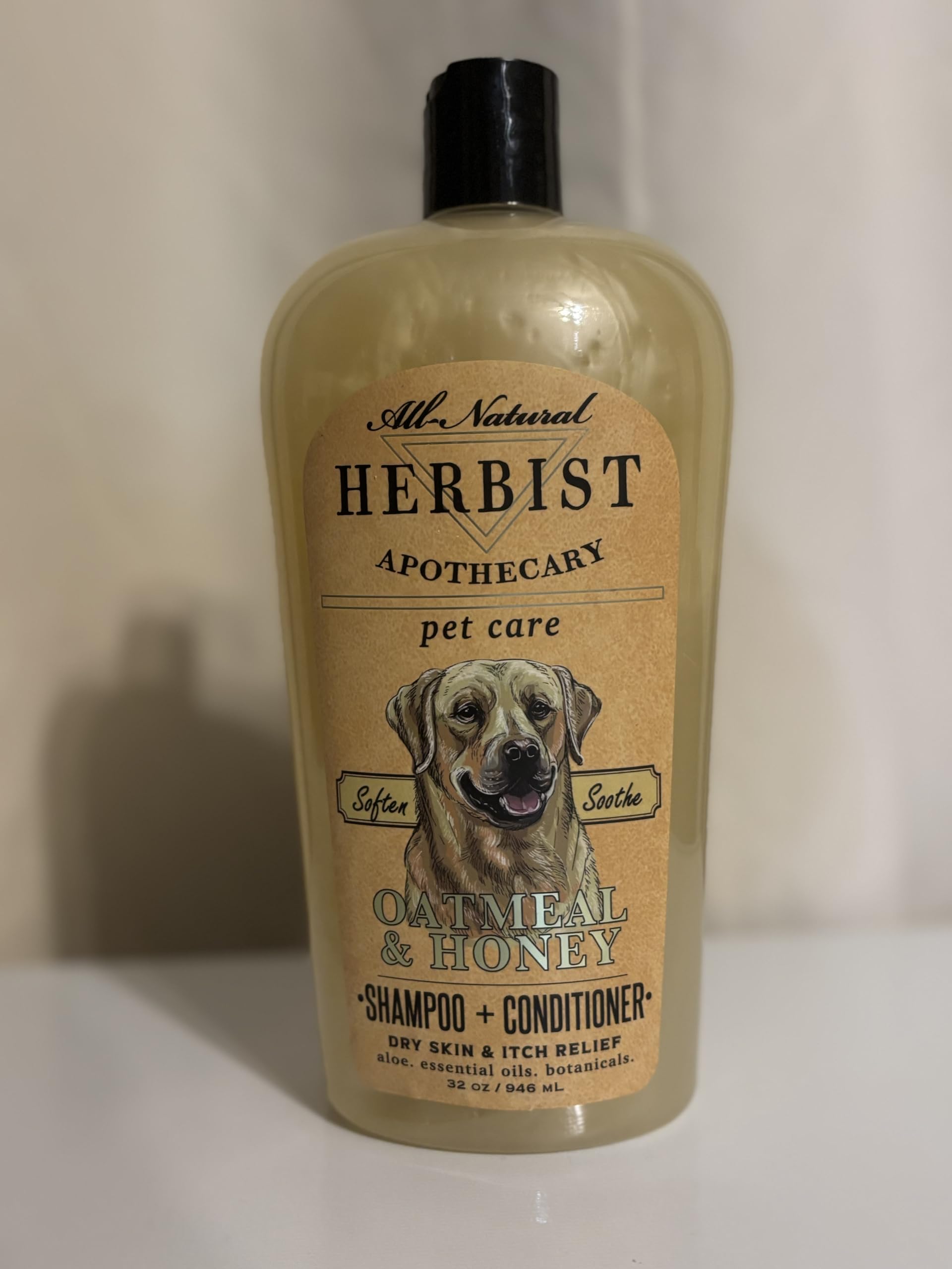 HERBIST exfoliating wash with raw sugar and pumice for smoother skin.