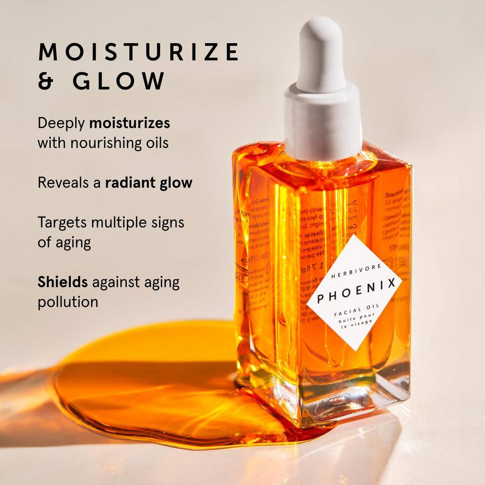 Herbivore Phoenix Face Oil with rosehip highlights a healthy looking, smooth complexion.
