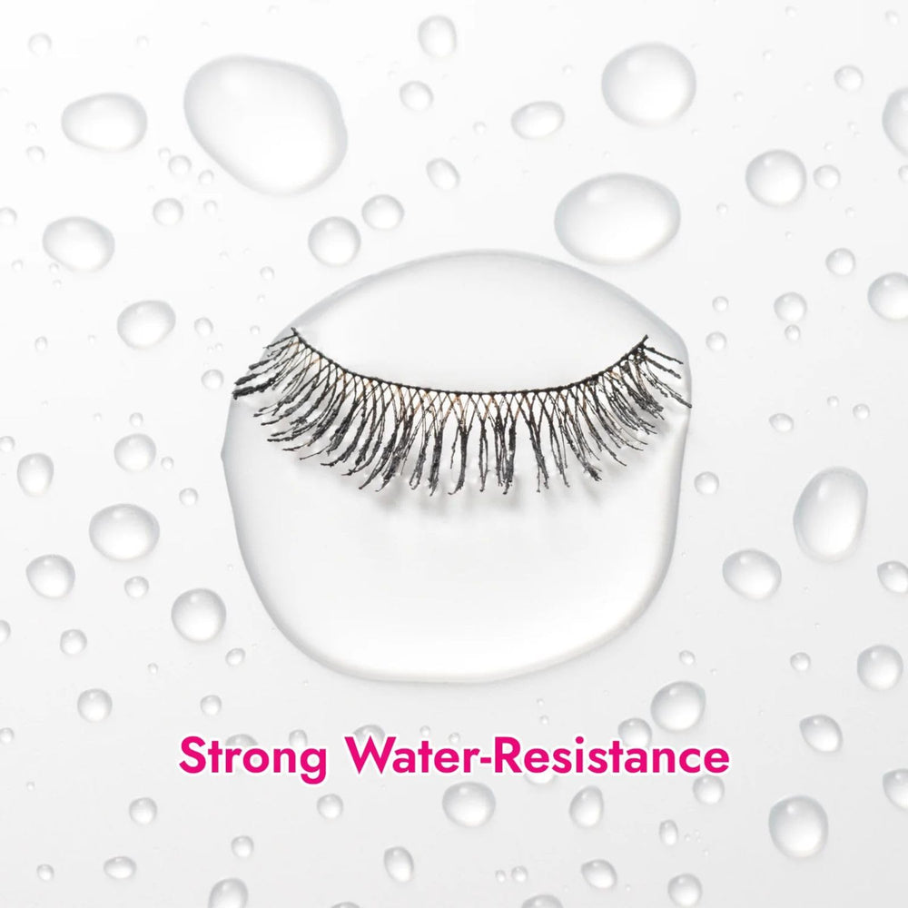 Heroine Make Tubing Mascara long-lasting curl holds from root to tip.