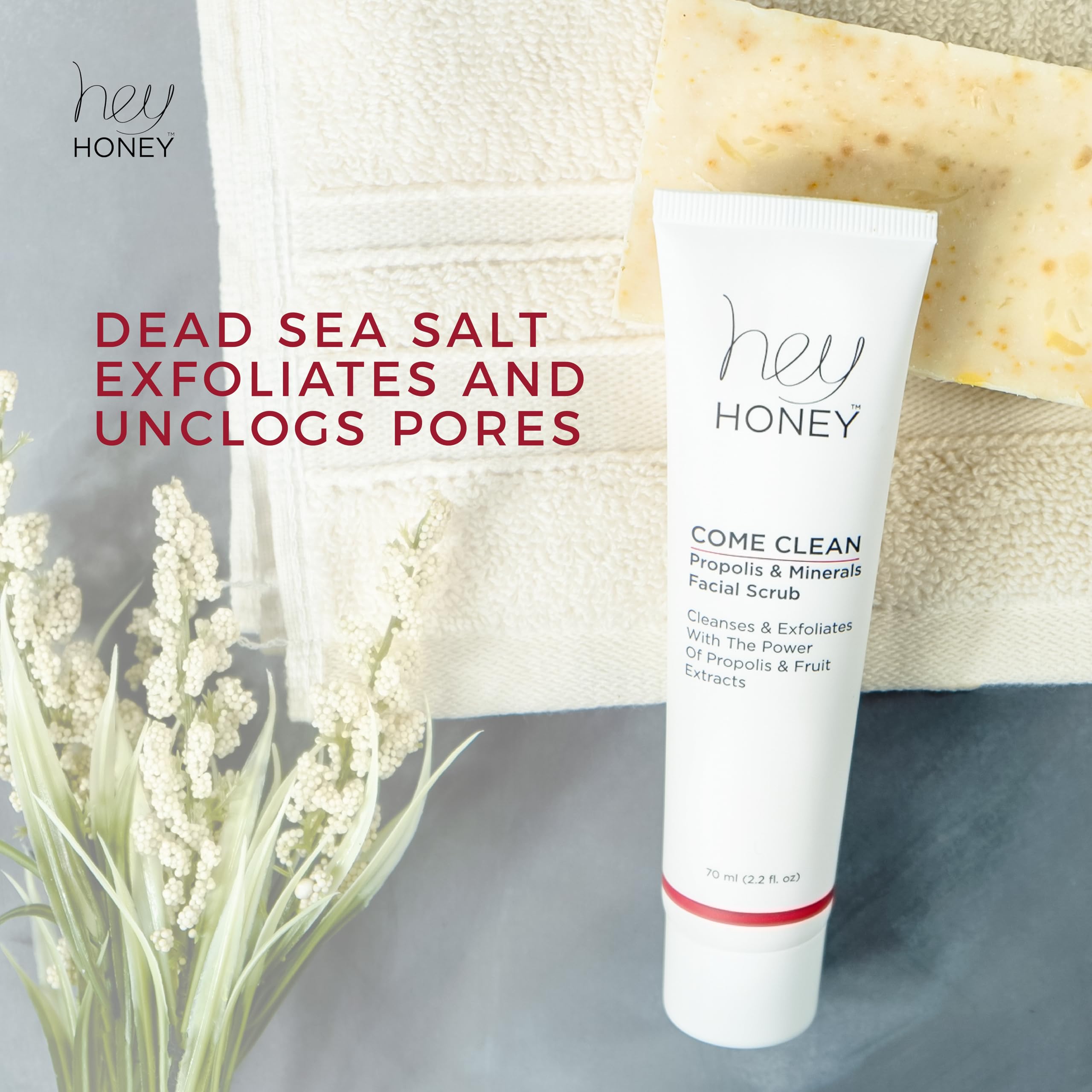 Hey Honey Dead Sea Salt crystal close-up emphasizes mineral-rich exfoliation