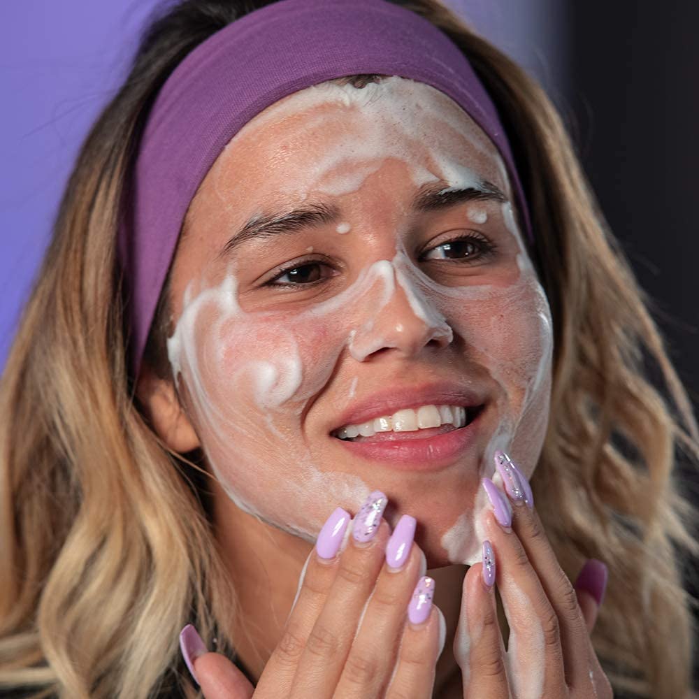 Hey Honey Don't Miss A Spot silky foam texture on skin after lather