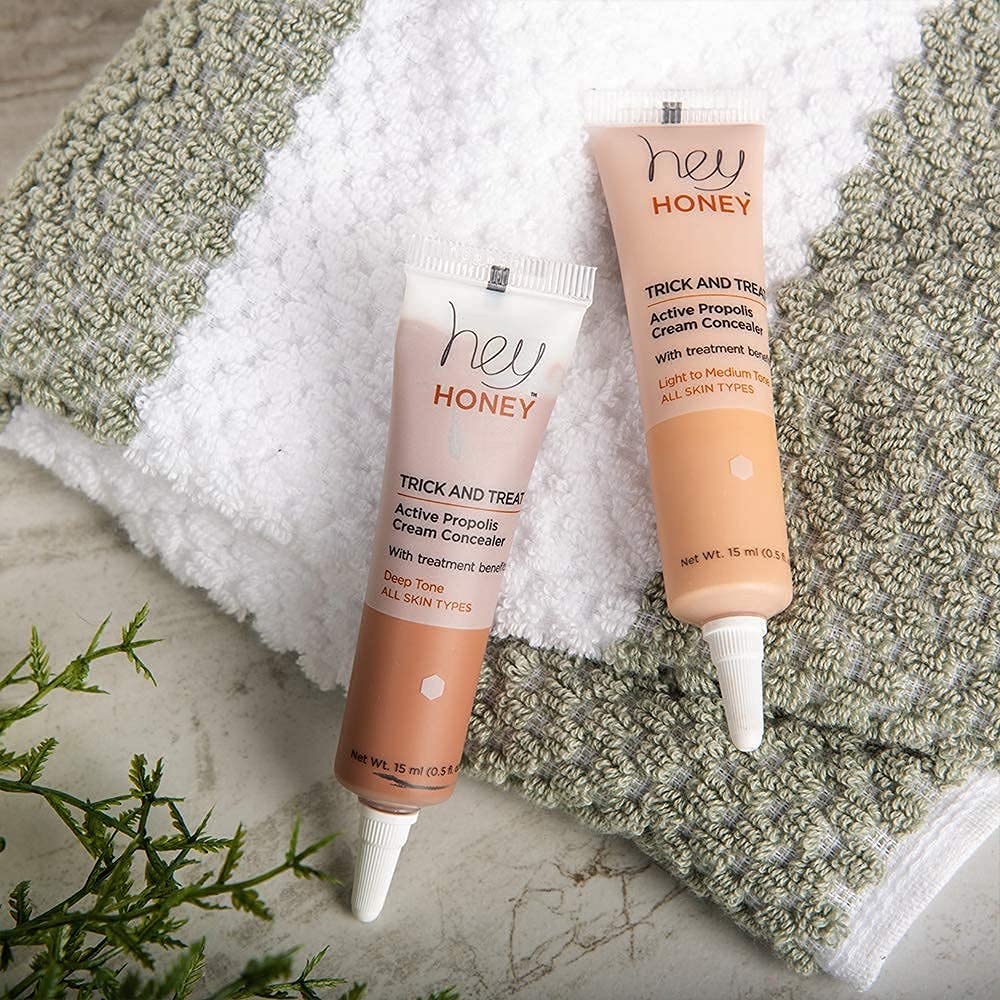 Hey Honey Trick & Treat Concealer under-eye coverage reduces dark circles.