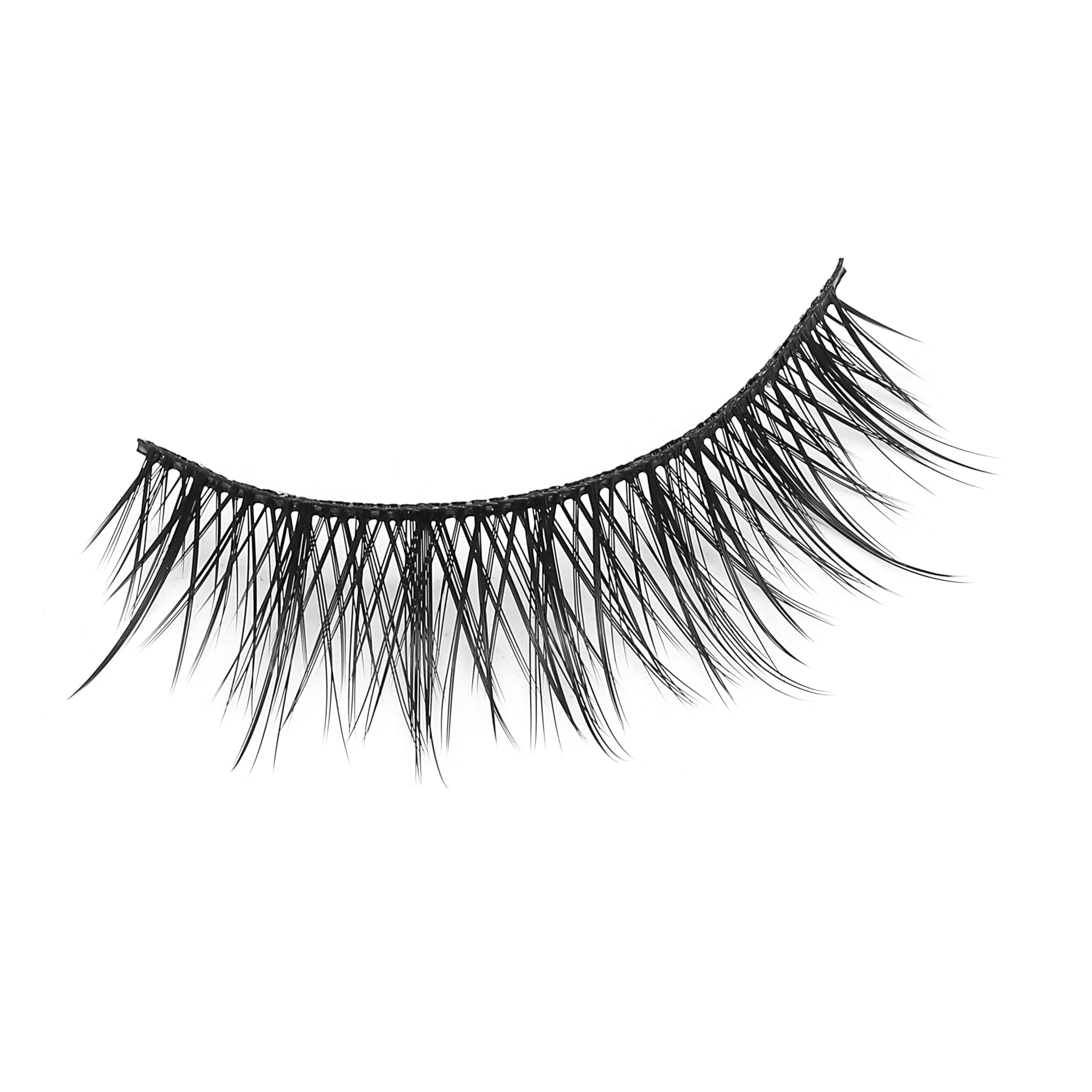 HH&LL compact fluffy lash pack ideal for travel and quick touch-ups.