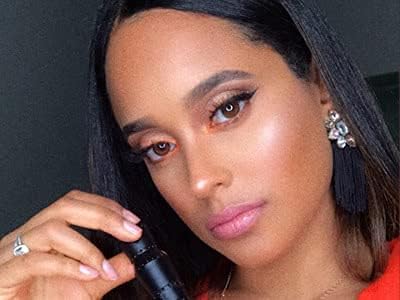 Hickey vegan and gluten-free lipstick aligns with kind beauty.