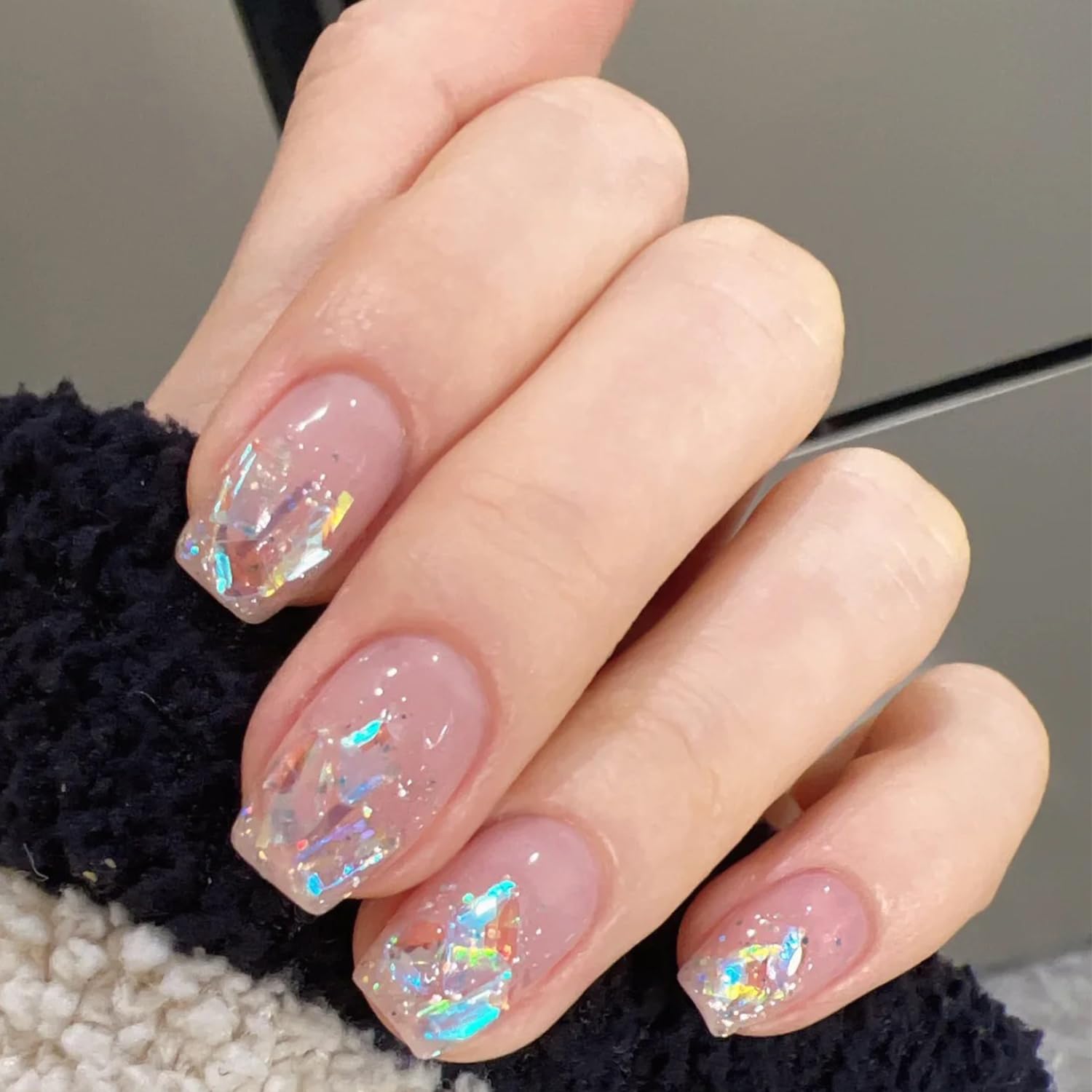 HNUIX various sizes 1.8-4mm enable versatile nail designs