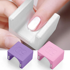 Honey Joy cat eye polish magnet distributes color evenly for dramatic effects.