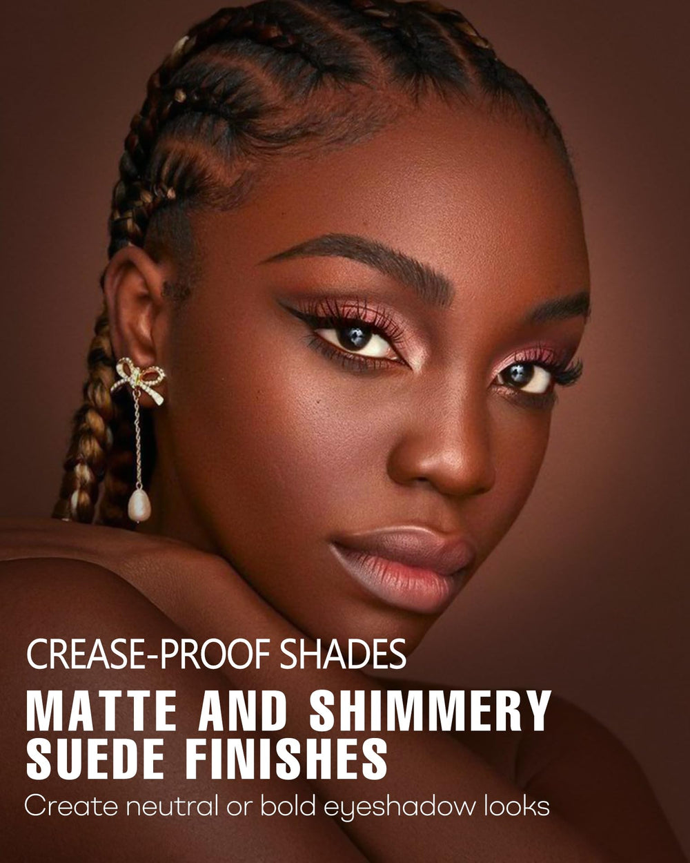 HOOMUSS Blue Eyeshadow Palette enables creative day to night looks