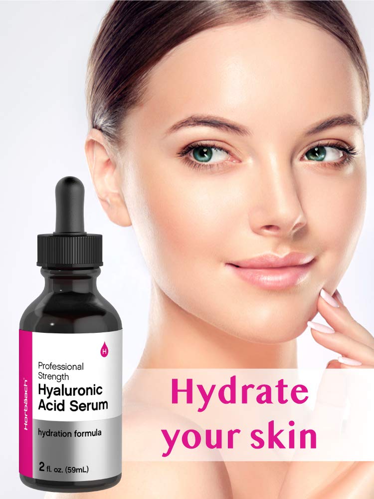 Horbäach Hyaluronic Acid Serum pump demonstrates controlled, gentle moisture delivery.