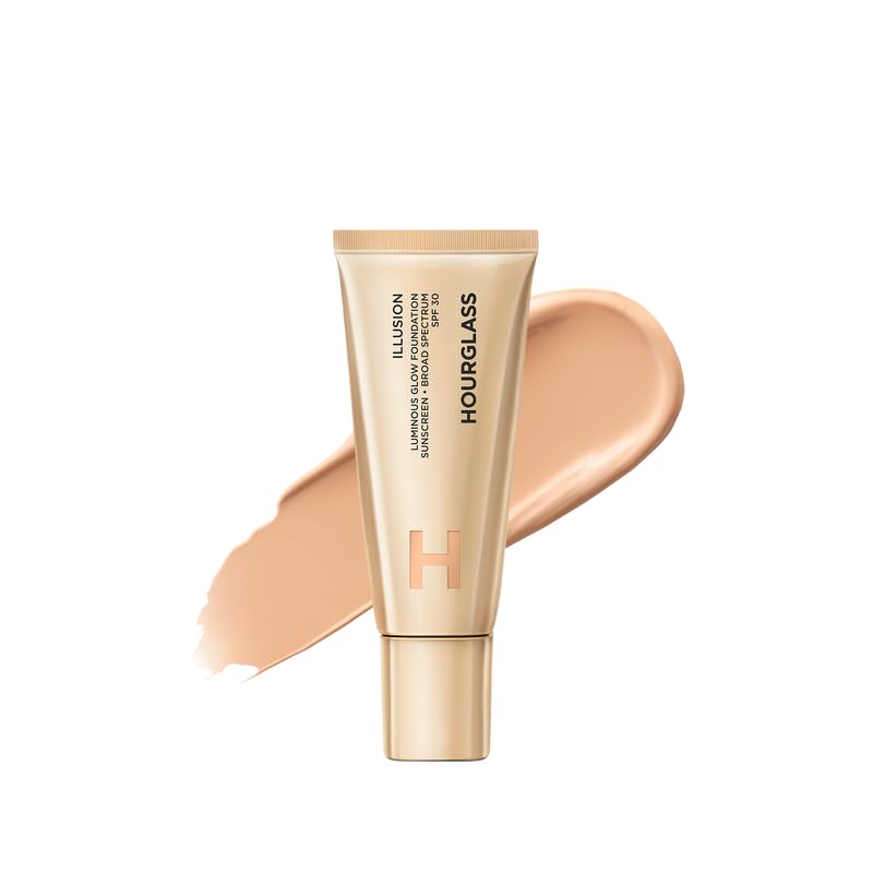 Hourglass Illusion Glow bottle closeup showing radiant finish and hydration