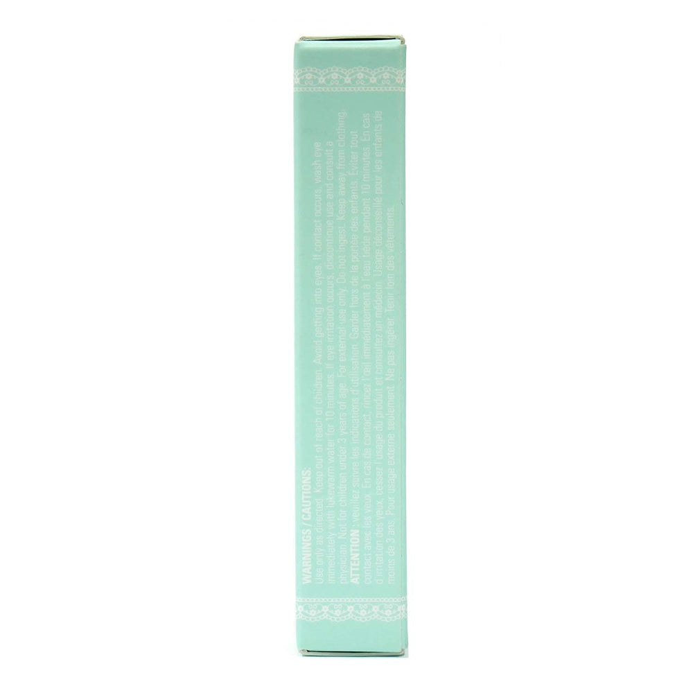 House of Lashes Dark Adhesive dries dark for discreet finishing touch.