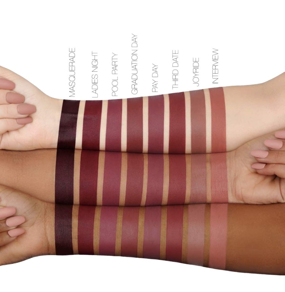Huda Power Bullet Matte Lipstick Graduation Day demonstrates precise lip definition for clean edges.