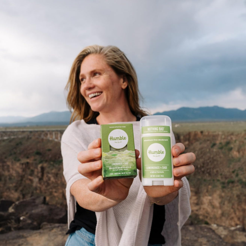 Humble Brands Original Formula non-GMO corn starch supports moisture, keeping you dry without clogging pores.