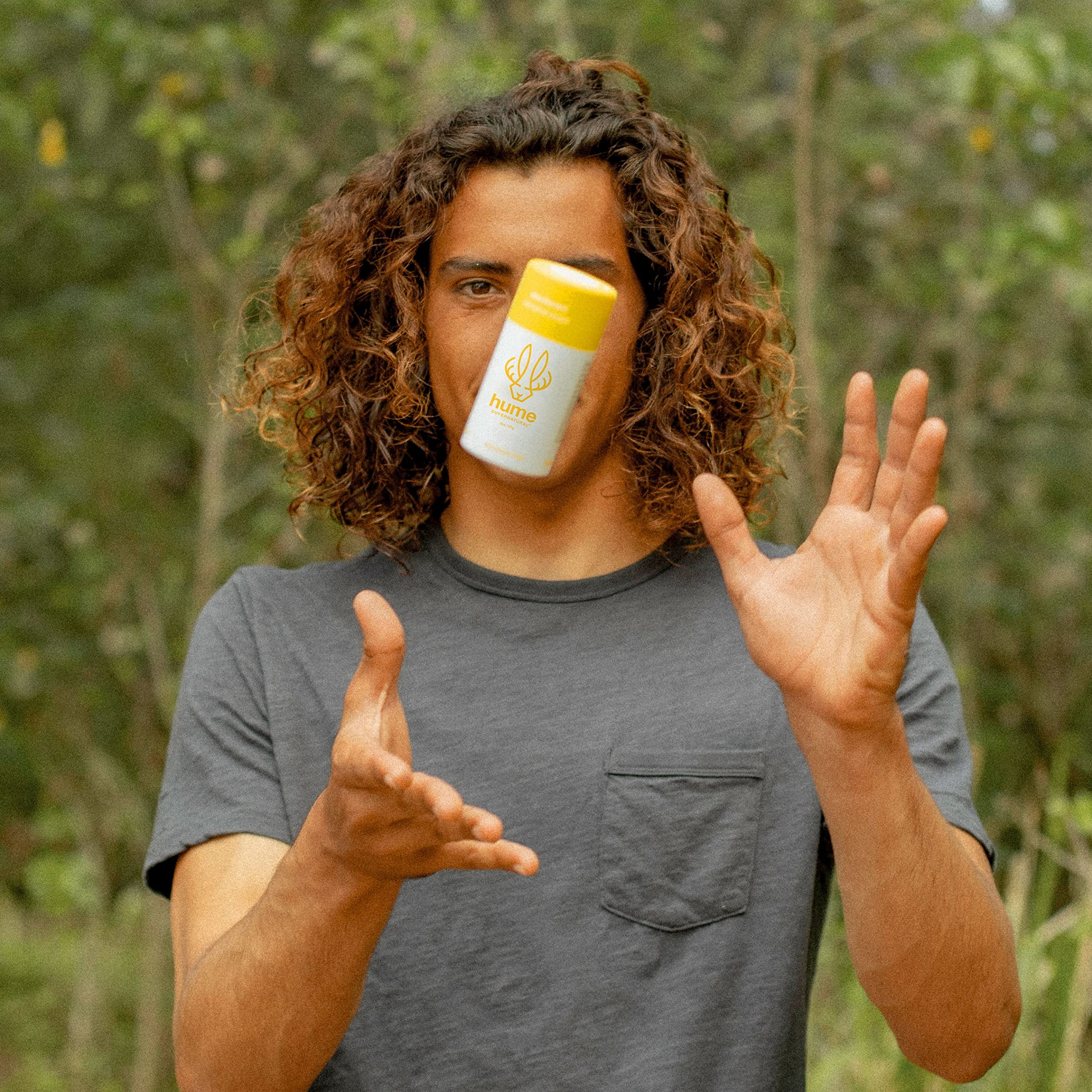 HUME aloe and coconut coast blend for gentle daily care.