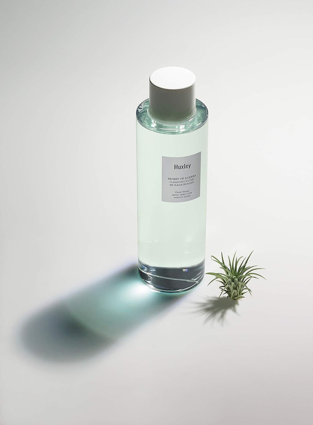 Centella and citrus in Huxley cleansing water for a revitalized feel