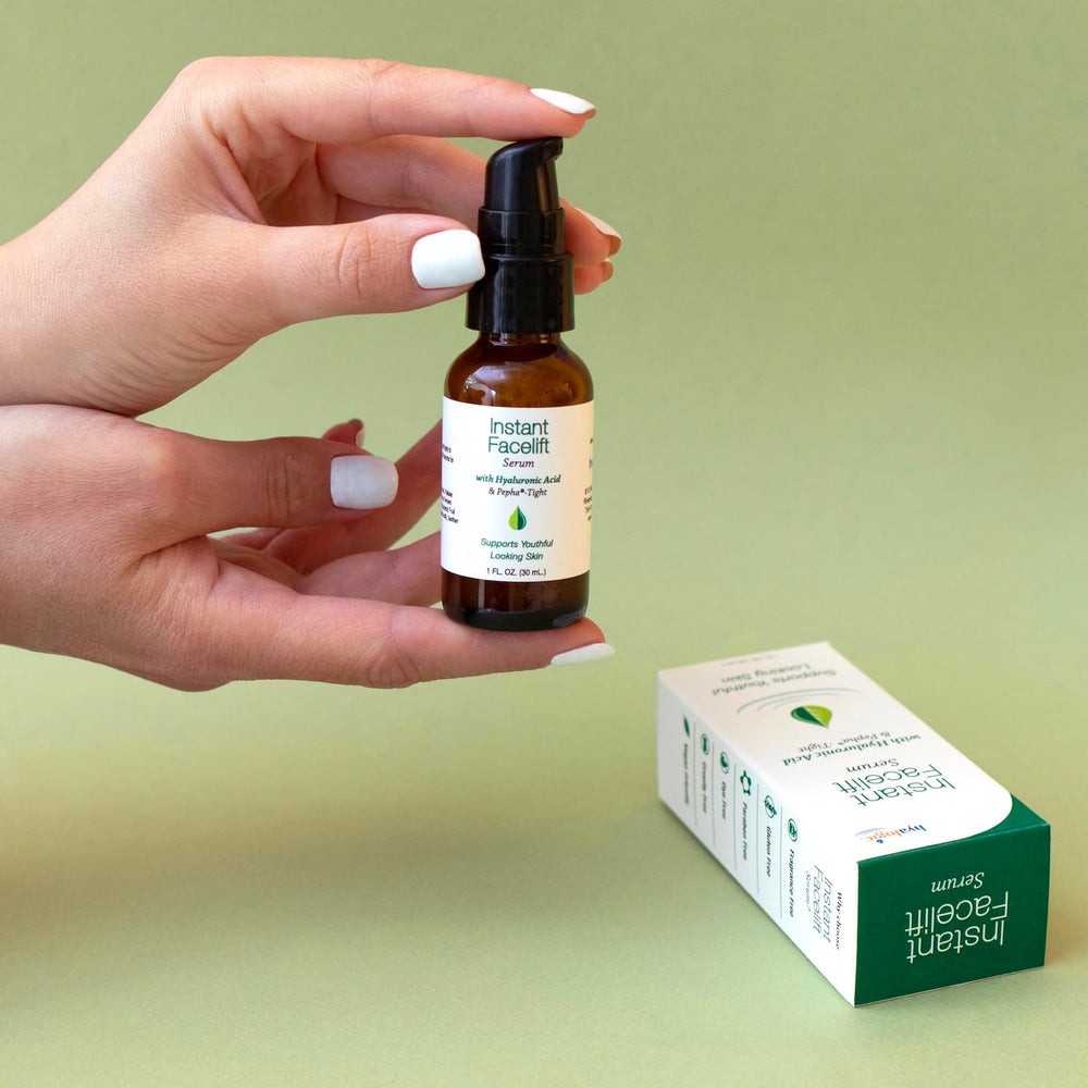 Hyalogic serum helps reduce the appearance of fine lines and wrinkles with a lightweight finish.