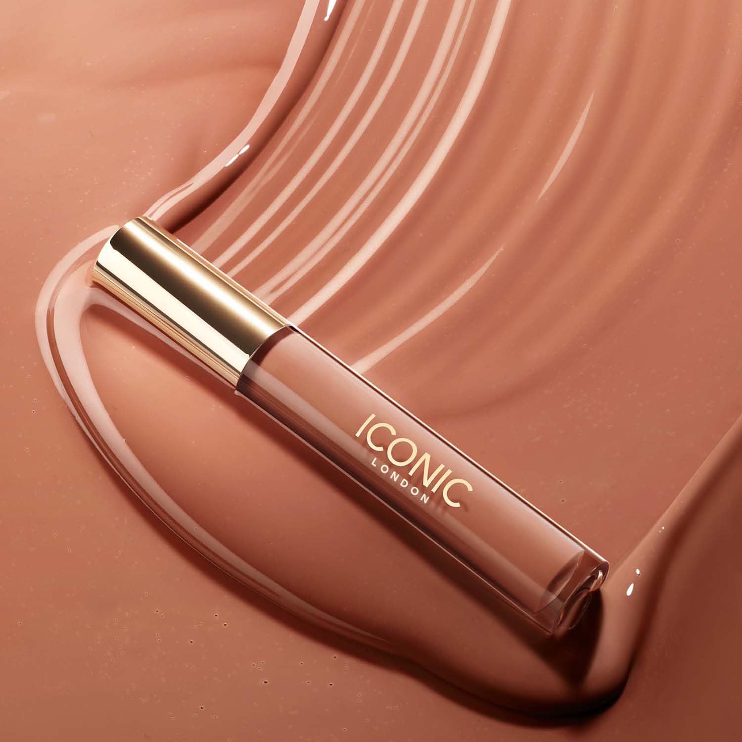 ICONIC LONDON Lip Pumping Gloss packaging highlights cruelty-free vegan credentials.