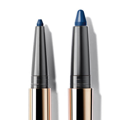 ICONIC LONDON Smokey Eye Duo shadow end close-up delivers rich matte color for depth