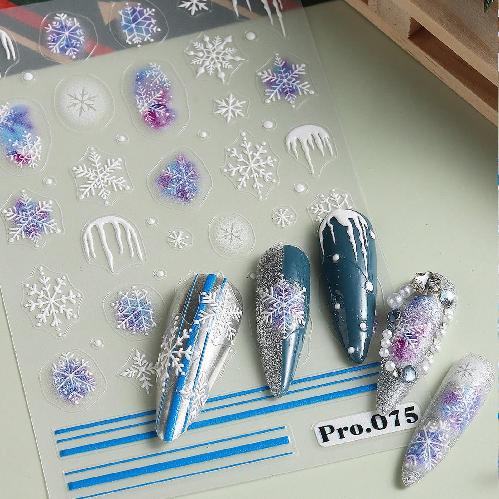 IDDFEVE multi-use decals suitable for nails and small crafts.