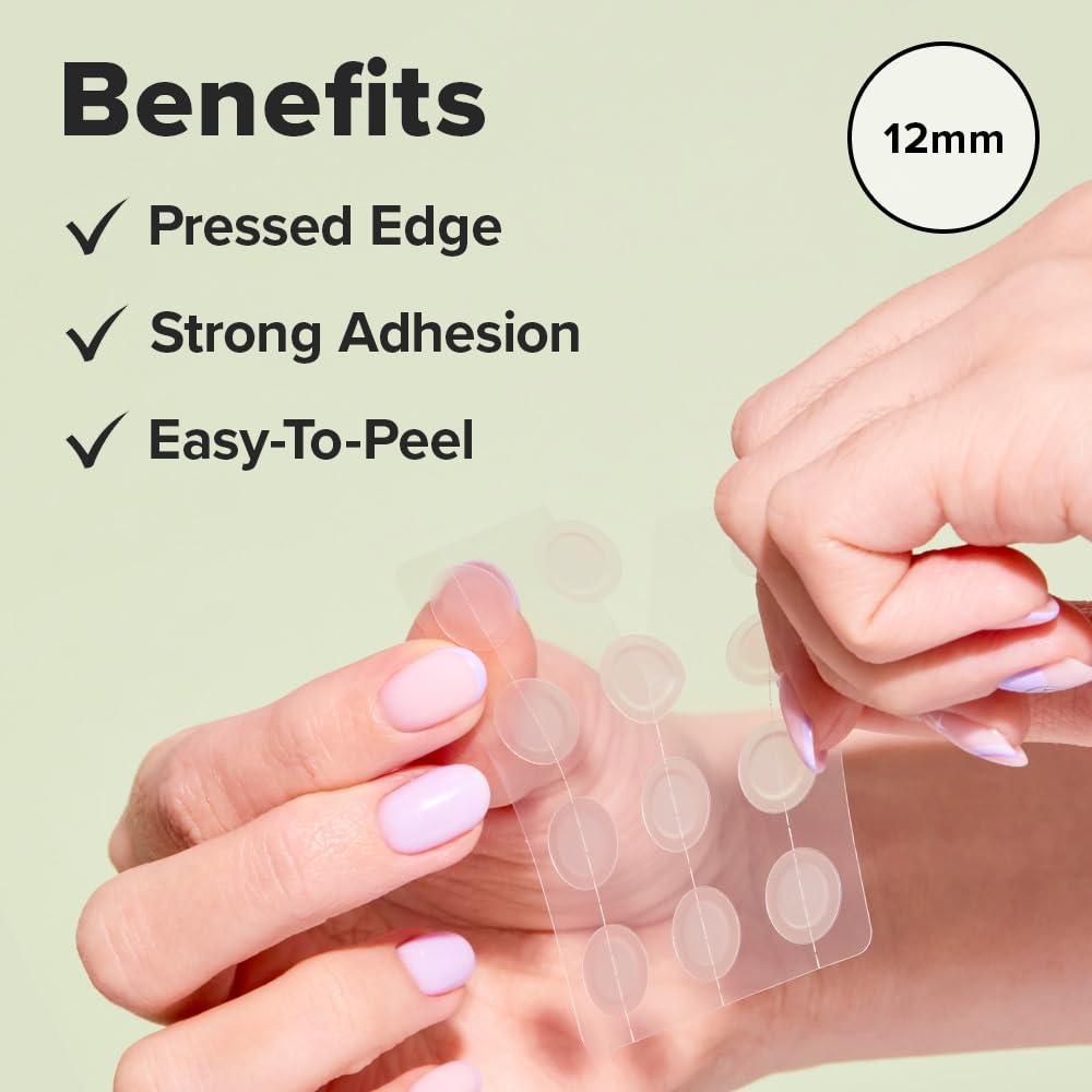 I DEW CARE hydrocolloid patch with tea tree leaf oil for soothing care.