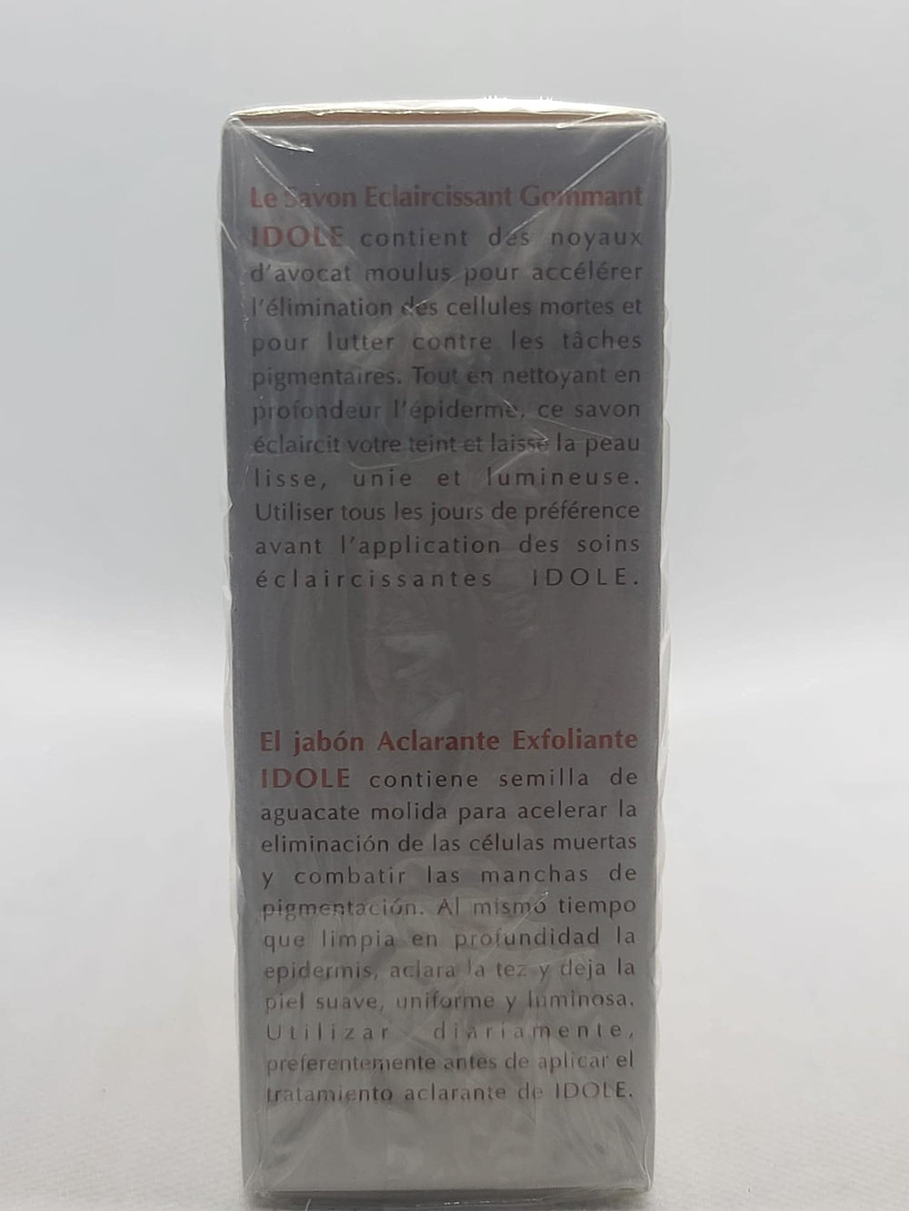 Idole Avocado Seed Soap foaming action demonstrates cleansing benefits.