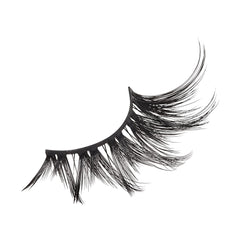 Close shot of ienvy Feline Vibe lashes for cat-eye elegance and bold style.