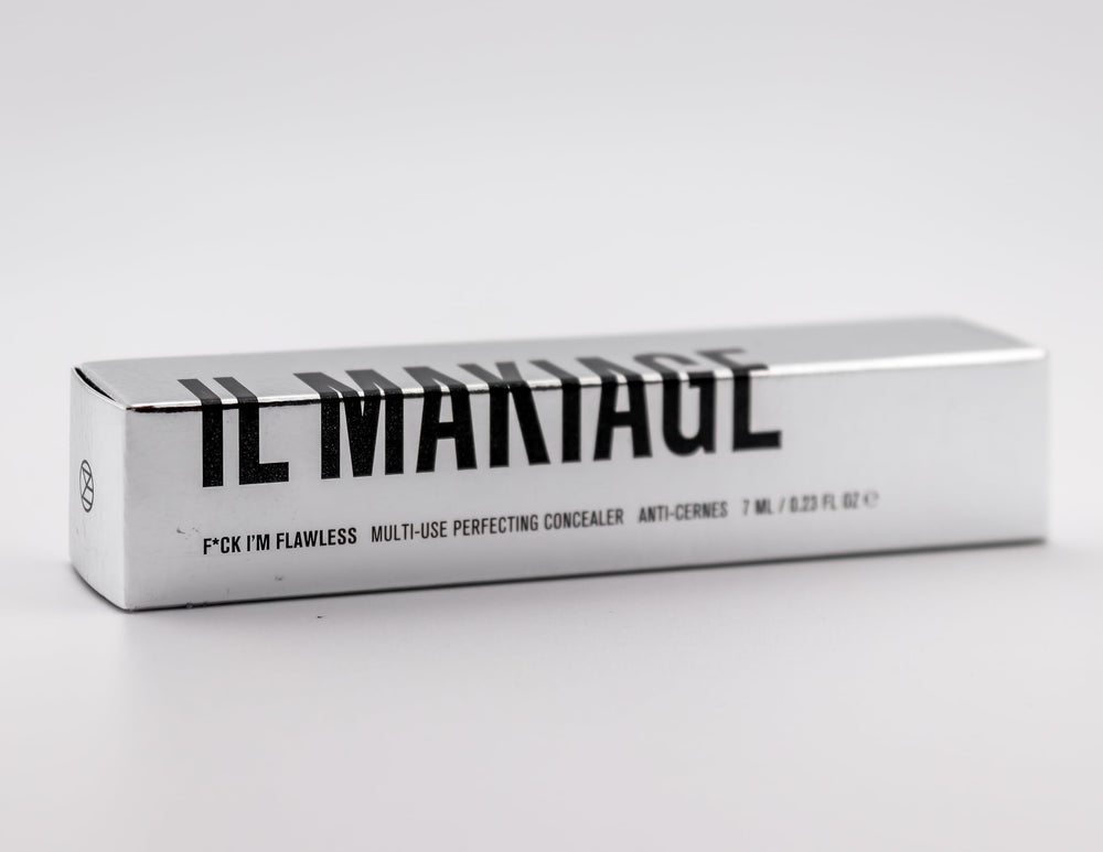 Il Makiage I'm Flawless concealer 09 front packaging for quick touch-ups.