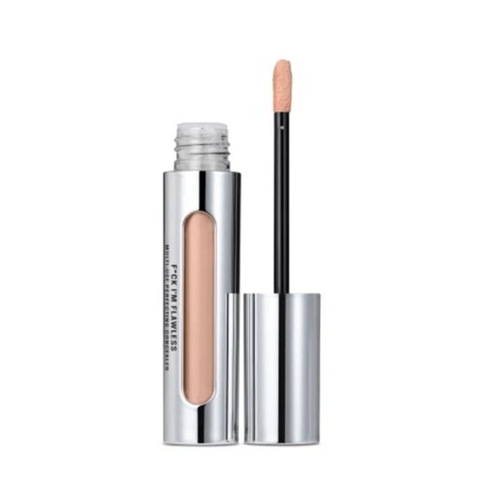 Il Makiage I'm Flawless concealer bottle with buildable coverage and a smooth matte finish.