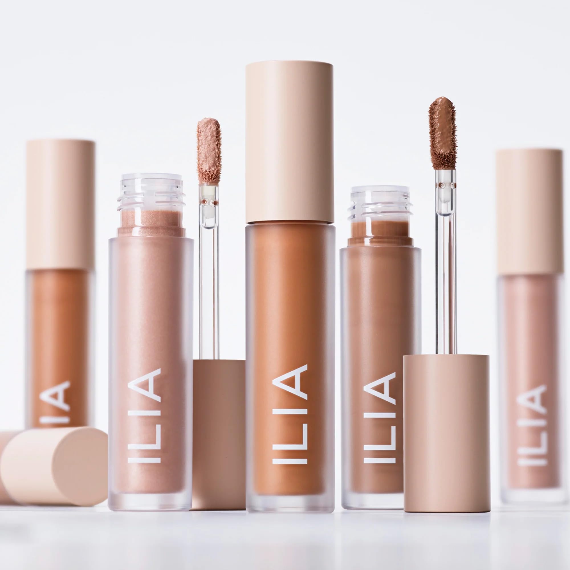 ILIA Chromatic Liquid Powder Eye Tint is fragrance-free for sensitive users.