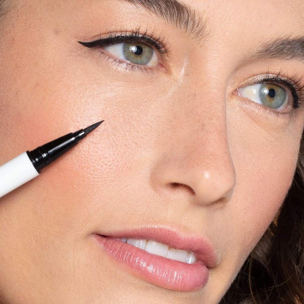 ILIA water-resistant finish keeps your look smudge-free throughout the day.