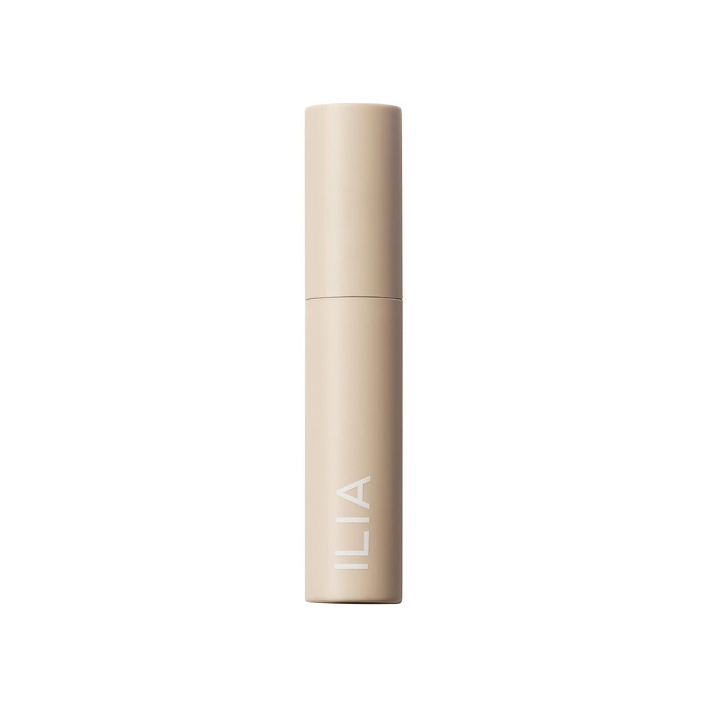 ILIA Fullest Volumizing Mascara before and after lash comparison.