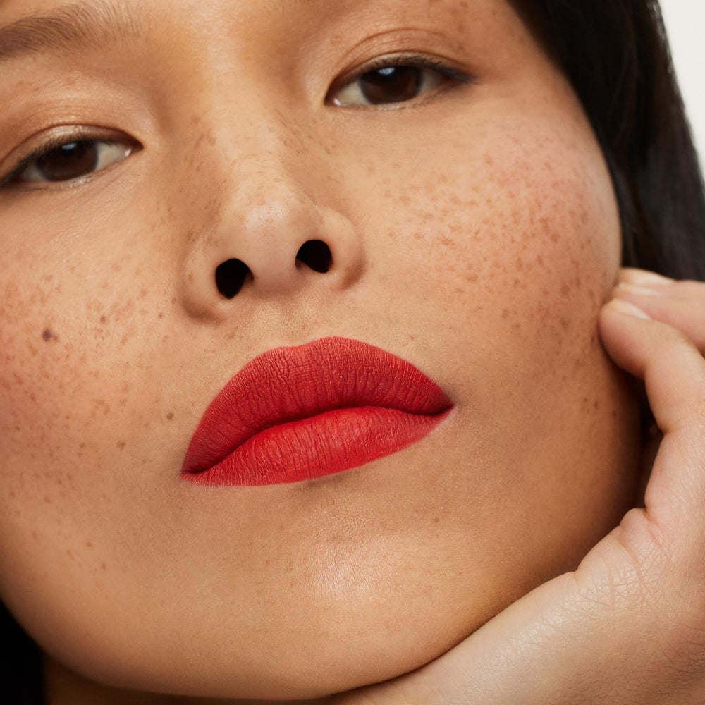 ILIA Lip Sketch Piazza close-up highlighting sea succulent and hyaluronic acid.