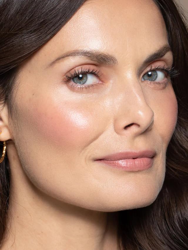 ILIA Multi-Stick delivers soft, skin-like blend with butter-soft feel.