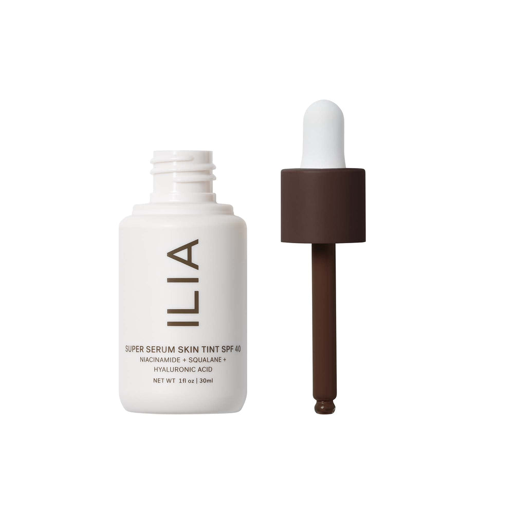 ILIA Super Serum Skin Tint swatches reveal skin-like coverage and natural luminosity.