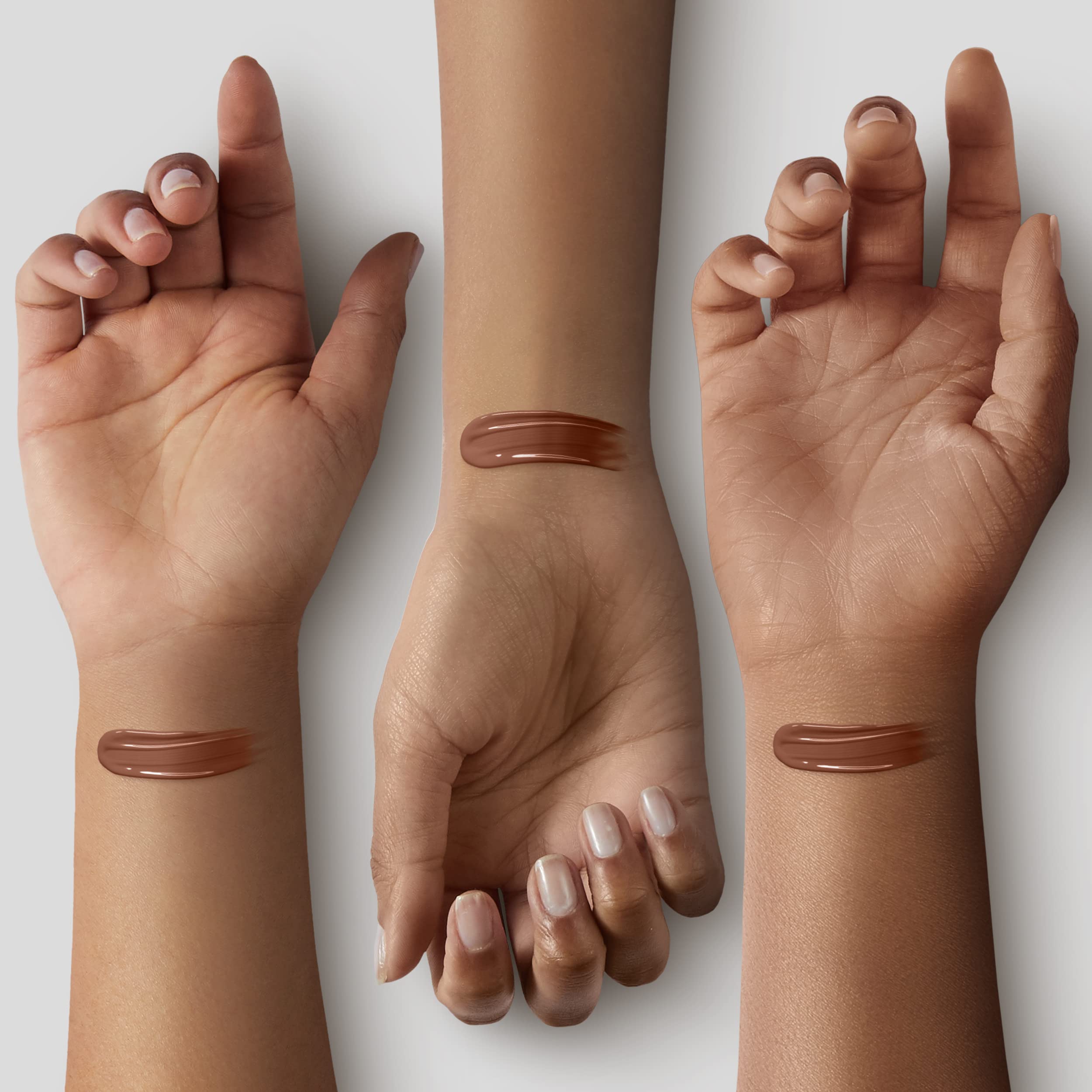 Texture swirl on skin showing dewy, lightweight coverage from ILIA tint