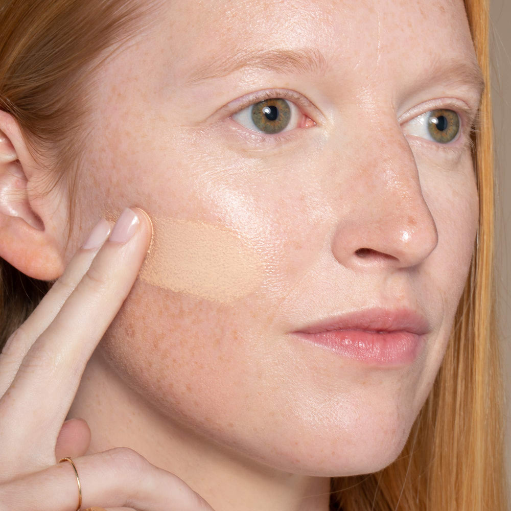 ILIA True Skin Serum Foundation swatches with natural day-to-night tones