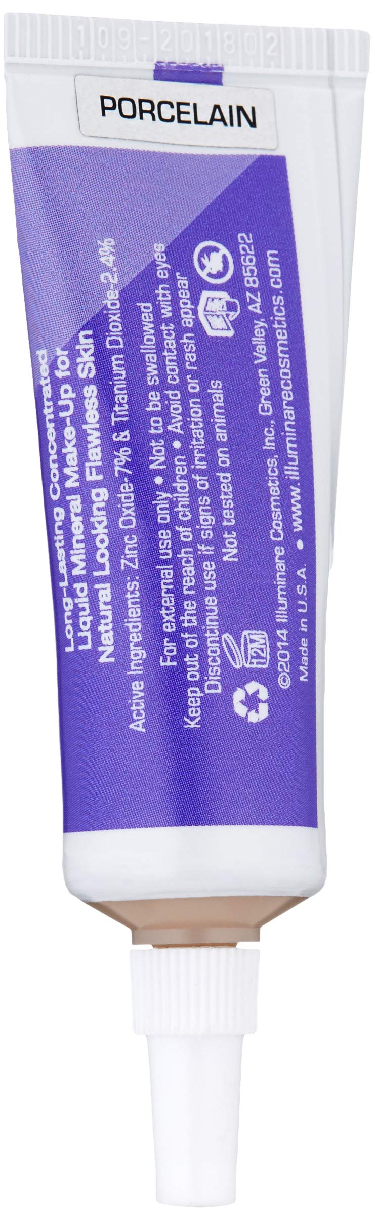 Oil-absorbing texture on skin under bright light
