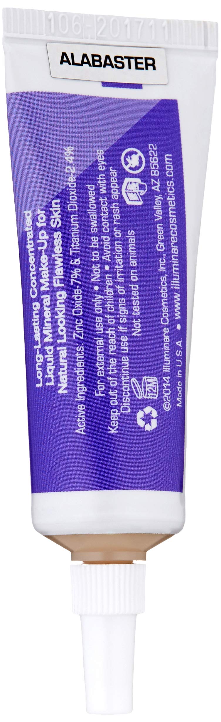 ILLUMINARE SPF 20 sunscreen foundation provides matte protection.