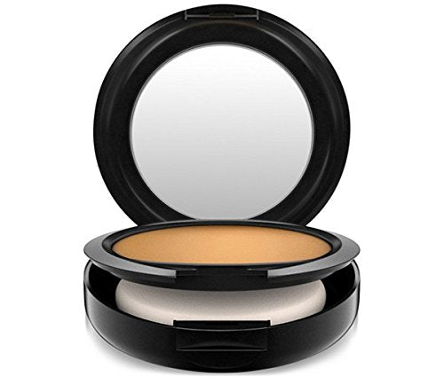 Illuminations Studio Fix Powder Plus on skin for a smooth matte finish and long-wearing, one-step coverage.